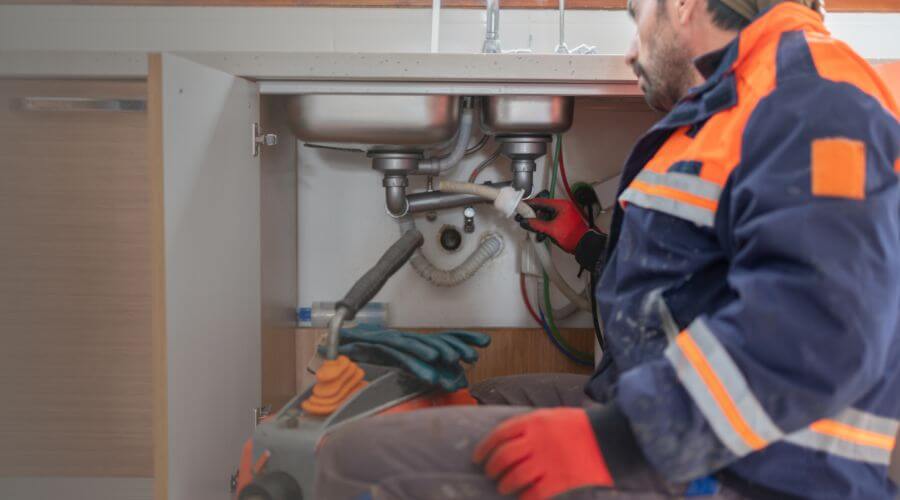 Professional tankless water heater installation services in Lancaster, TX